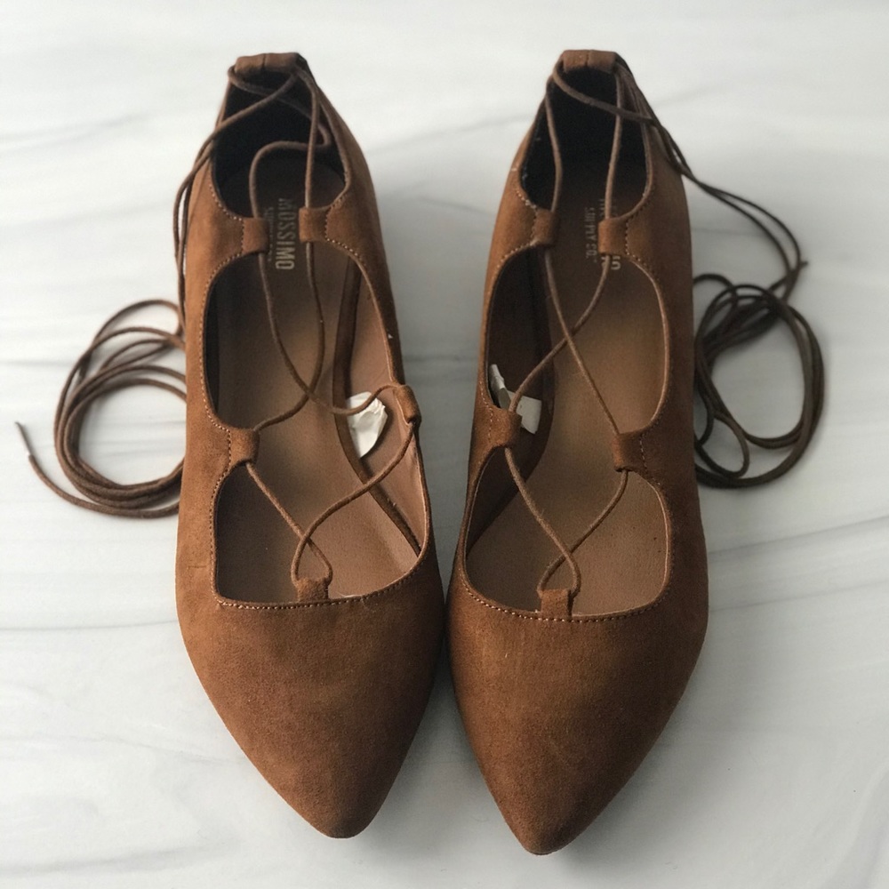 SOLD!!! Merona Brown Pointed-Toe Lace Up Flats
